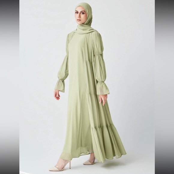 Zahraa the label Abaya set - Picture 1 of 4